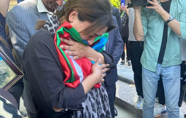 В Баку прошла церемония прощания с шехидом, погибшим в Первой Карабахской войне - ФОТО