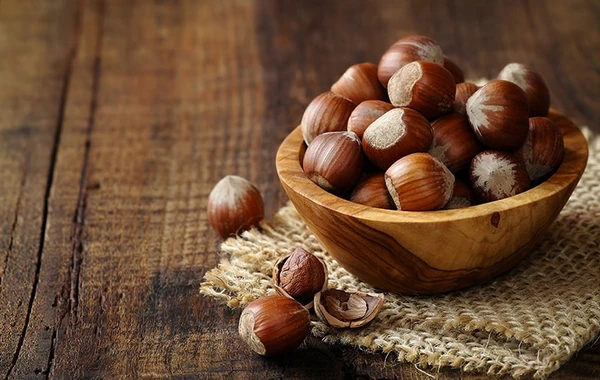 Gündə bir ovuc fındıq yesəniz...