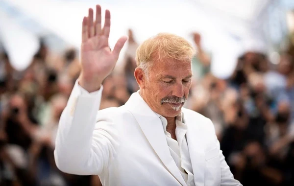 Hollivud ulduzu bütün sərvətini filmlərə xərclədi - FOTO