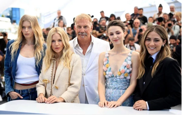 Hollivud ulduzu bütün sərvətini filmlərə xərclədi - FOTO