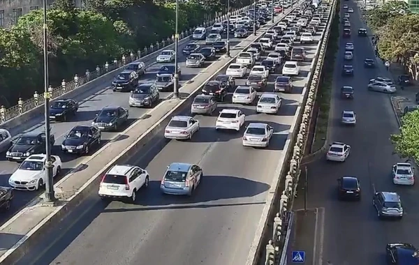 Bakıda tıxac olan yolların SİYAHISI - FOTO