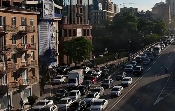 Bakıda tıxac olan yolların SİYAHISI - FOTO