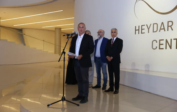 Heydər Əliyev Mərkəzində “Görünməyənin cizgiləri” sərgisi açılıb - FOTO/VİDEO