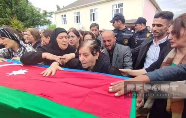 Göyçayda Birinci Qarabağ müharibəsinin şəhidi İlqar Rəhimovla vida mərasimi keçirilir - FOTO