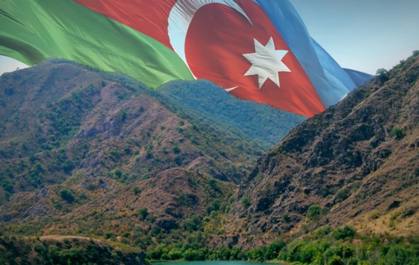 Qazaxın dörd kəndinin azad edilməsi Prezidentə məruzə edilib, bayrağımız ucaldılıb - YENİLƏNİB - VİDEO