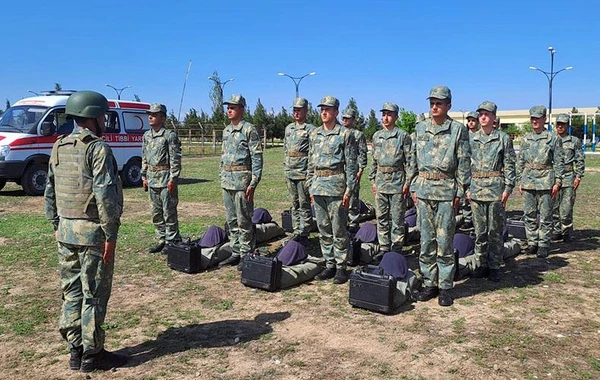 Mühəndis bölmələri ilə döyüş hazırlığı məşğələləri keçirilib - FOTO