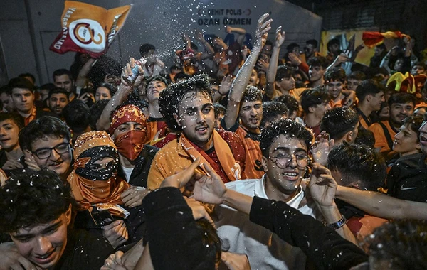"Qalatasaray" "Fənərbağça"nı 14 dəfə ikinci edib - STATİSTİKA/FOTO