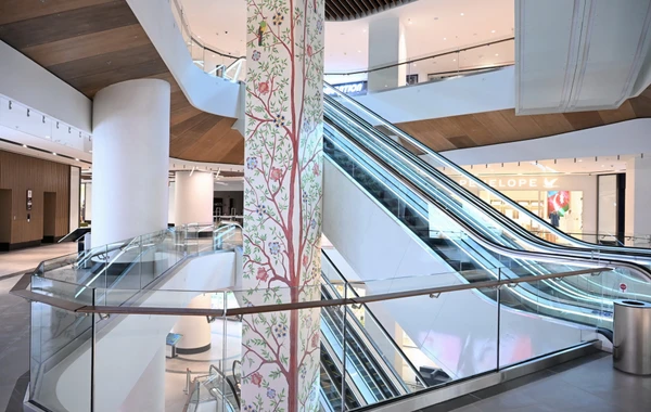 İlham Əliyev və Mehriban Əliyeva "Crescent Mall" ticarət mərkəzinin açılışında iştirak ediblər