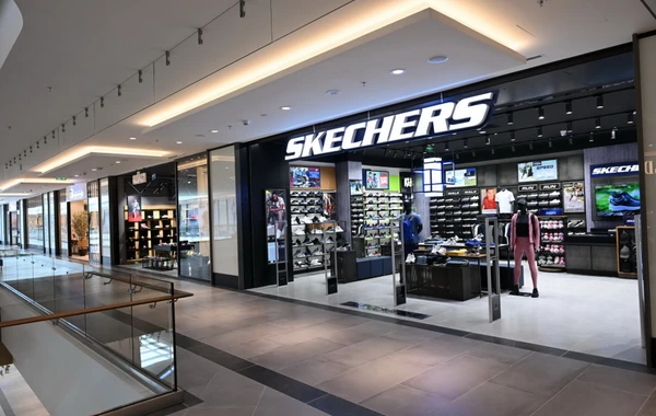 Ильхам Алиев и Мехрибан Алиева приняли участие в открытии торгового центра Crescent Mall в Баку - ОБНОВЛЕНО + ФОТО