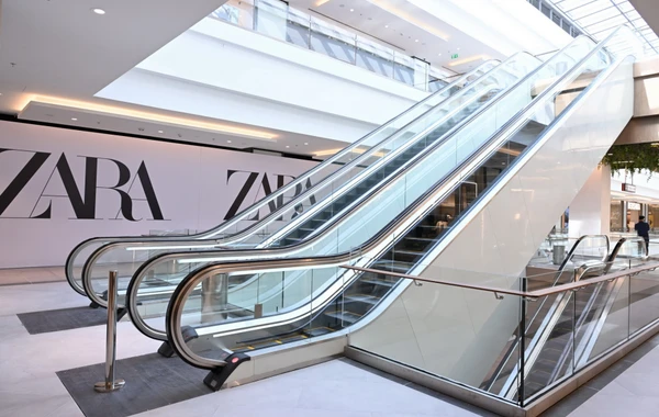 Ильхам Алиев и Мехрибан Алиева приняли участие в открытии торгового центра Crescent Mall в Баку - ОБНОВЛЕНО + ФОТО