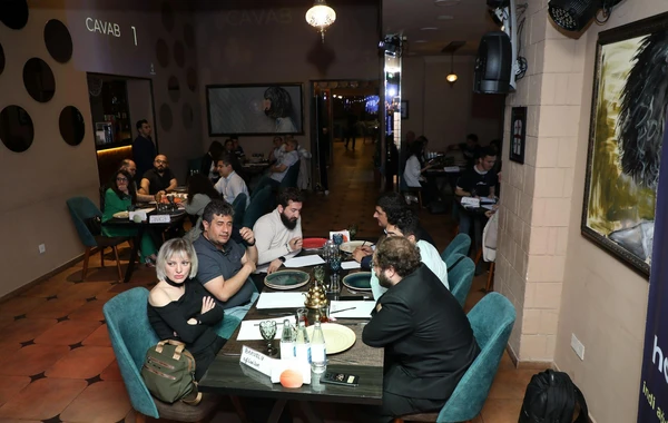 "Global Media Group"a daxil olan şirkətlər arasında "Həngamə" intellektual oyunu keçirilib - FOTO