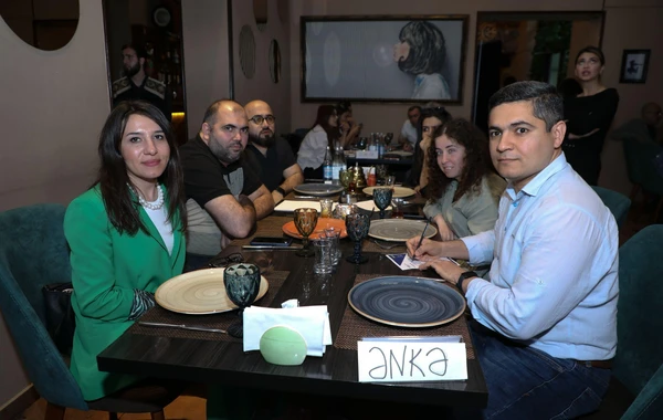 "Global Media Group"a daxil olan şirkətlər arasında "Həngamə" intellektual oyunu keçirilib - FOTO