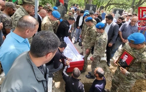 Bədbəxt hadisə nəticəsində dünyasını dəyişən hərbçimiz DƏFN OLUNDU - FOTO/VİDEO