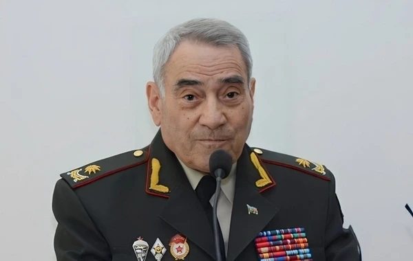 Azərbaycanın sabiq müdafiə naziri dəfn edildi - FOTO