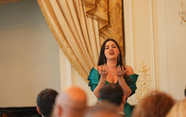 Parisdə Azərbaycanın müstəqilliyinin 106 illiyinə həsr olunmuş konsert keçirilib - FOTO