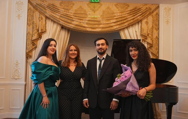 Parisdə Azərbaycanın müstəqilliyinin 106 illiyinə həsr olunmuş konsert keçirilib - FOTO