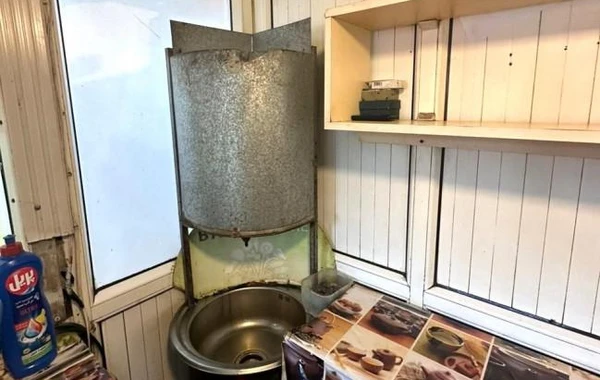 Dönərdə bağırsaq çöpü aşkarlandı, dönərxanaların fəaliyyəti məhdudlaşdırıldı - FOTO