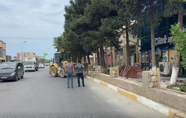Sumqayıtda qanunsuz tikilən hasar söküldü - FOTO/VİDEO