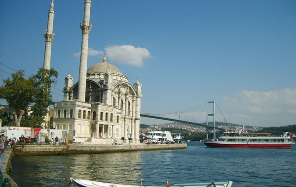 Bosfor boğazında hərəkət bərpa olundu - YENİLƏNİB