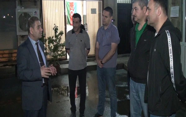 Bakıda təlim - Yanğın avtomobili yaşayış kompleksinə daxil ola bilmədi - FOTO/VİDEO