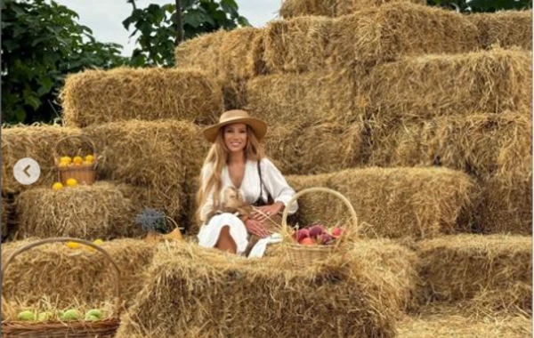 Röya Ayxandan kənd ab-havalı FOTOSESSİYA