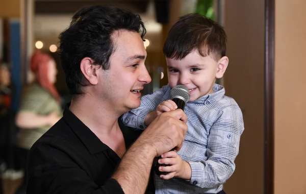 “Global Media Group”un təşkilatçılığı ilə valideyn himayəsindən məhrum olmuş uşaqlar üçün tədbir keçirilib - FOTO