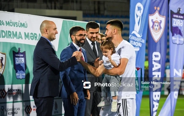 “Qarabağ”a kubok təqdim olunub - FOTO/VİDEO