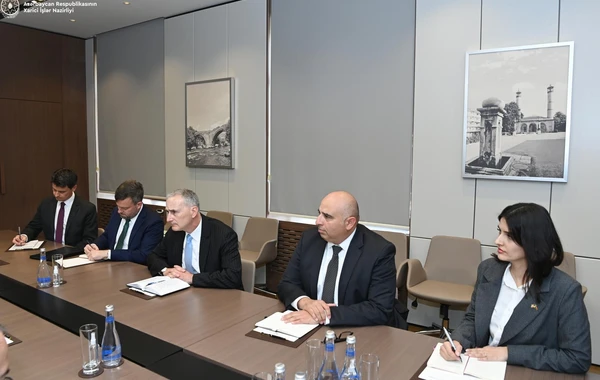 Ceyhun Bayramov Lui Bononu Ermənistanla sülh danışıqları barədə məlumatlandırıb - FOTO