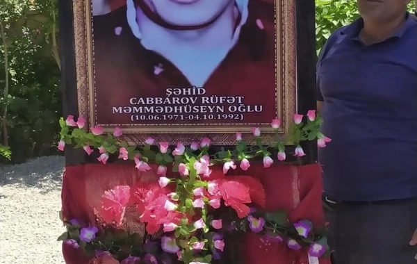 Siyəzəndə Birinci Qarabağ müharibəsinin şəhidi Rüfət Cabbarov dəfn edilib - FOTO