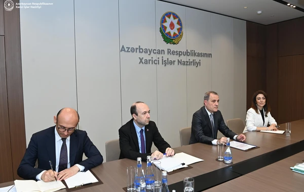 Ceyhun Bayramov və Polşa XİN-in dövlət katibi iqlim dəyişikliyi ilə mübarizədə əməkdaşlığı müzakirə ediblər