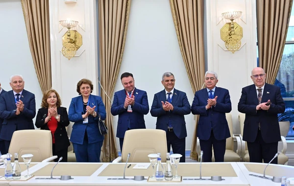 Azərbaycan və Özbəkistan parlamentləri arasında əməkdaşlığa dair “Yol xəritəsi” imzalanıb - FOTO
