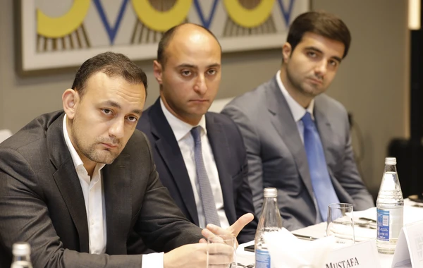 “Dekarbonizasiya dinamikasının saxlanılması” mövzusunda dəyirmi masa keçirilib - FOTO