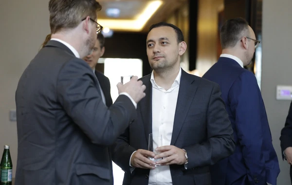 “Dekarbonizasiya dinamikasının saxlanılması” mövzusunda dəyirmi masa keçirilib - FOTO