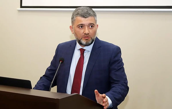 AFFA klublara lisenziyalar təqdim edib - FOTO
