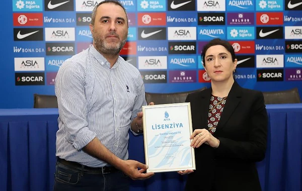 AFFA klublara lisenziyalar təqdim edib - FOTO