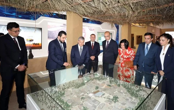 Azərbaycan Prezidentinin xüsusi nümayəndəsi ICESCO-nun Baş direktoru ilə görüşüb - FOTO