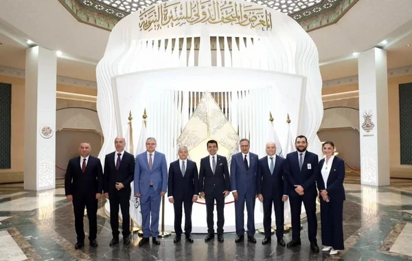 Azərbaycan Prezidentinin xüsusi nümayəndəsi ICESCO-nun Baş direktoru ilə görüşüb - FOTO