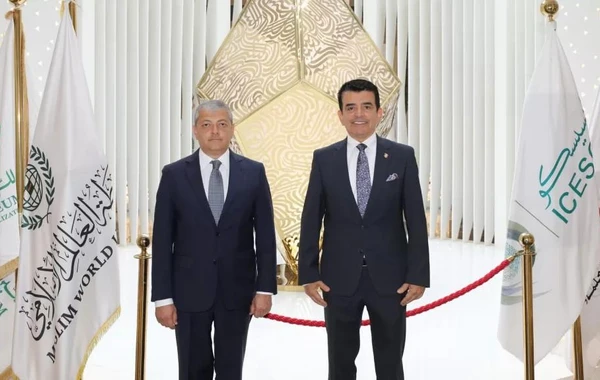 Azərbaycan Prezidentinin xüsusi nümayəndəsi ICESCO-nun Baş direktoru ilə görüşüb - FOTO
