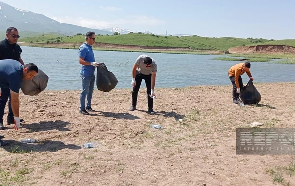 Naxçıvanda prokurorluq orqanlarının əməkdaşları Batabat gölünün ətrafında təmizlik aksiyası keçiriblər - FOTO