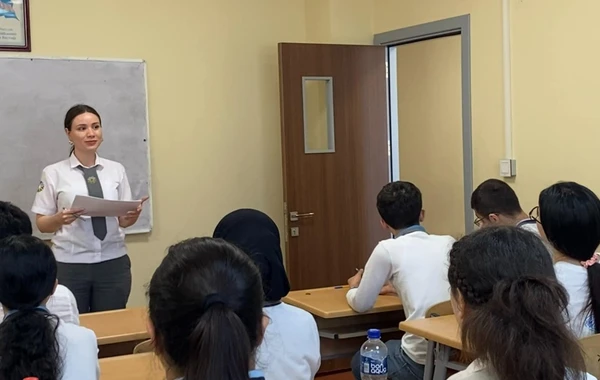 Məktəblərdə "Son zəng"lə bağlı monitorinqlərə başlanılıb - FOTO