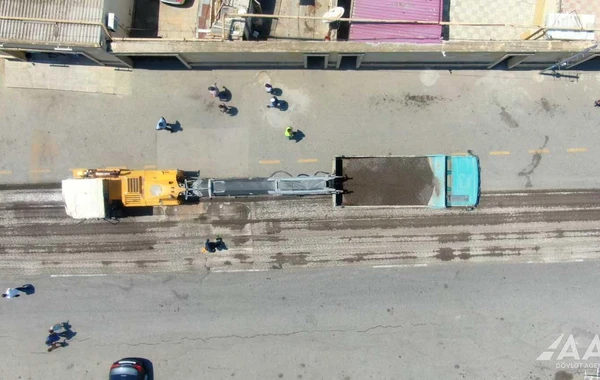 Bakının Səttar Bəhlulzadə küçəsinin bir hissəsi təmir olunur - FOTO/VİDEO