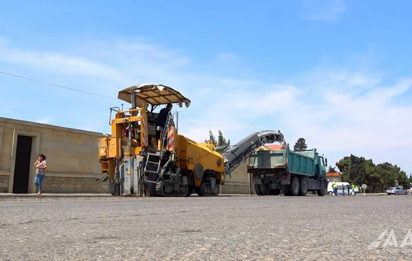Bakının Səttar Bəhlulzadə küçəsinin bir hissəsi təmir olunur - FOTO/VİDEO