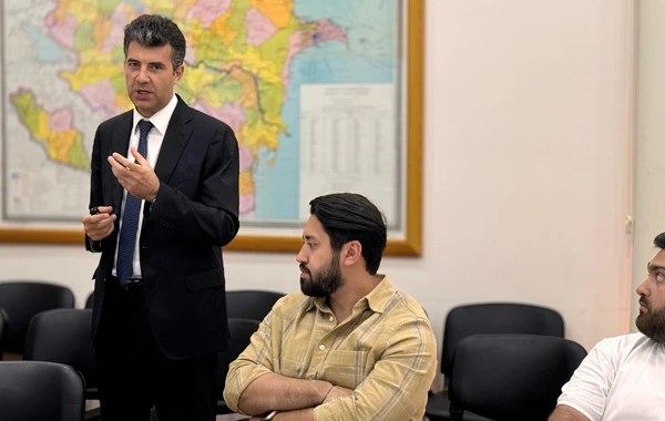 Jurnalistlər “İnsan hüquqları aylığı” çərçivəsində keçirilən təlimdə iştirak ediblər - FOTO