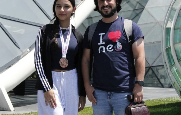 Şagirdlərimizdən MÖHTƏŞƏM UĞUR – ABŞ-də medal qazandılar - FOTO/VİDEO