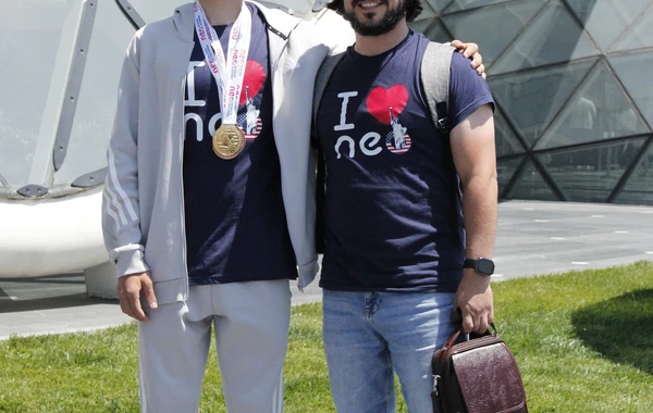 Şagirdlərimizdən MÖHTƏŞƏM UĞUR – ABŞ-də medal qazandılar - FOTO/VİDEO