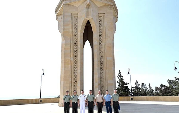 Azərbaycan və Çin hərbi sahədə əməkdaşlığı müzakirə edib - FOTO/VİDEO