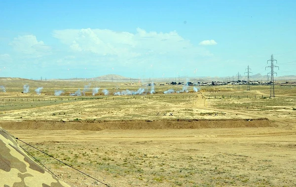 Baş Qərargah rəisi mühəndis bölmələrinin taktiki-xüsusi təlimini izləyib - FOTO/VİDEO