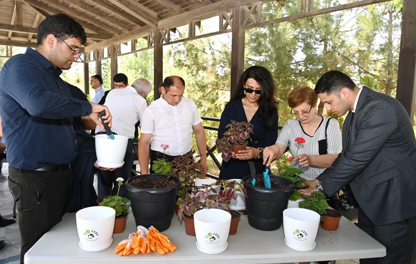 SOCAR-ın "Eko park"ında QHT nümayəndələri ilə görüş keçirilib - FOTO