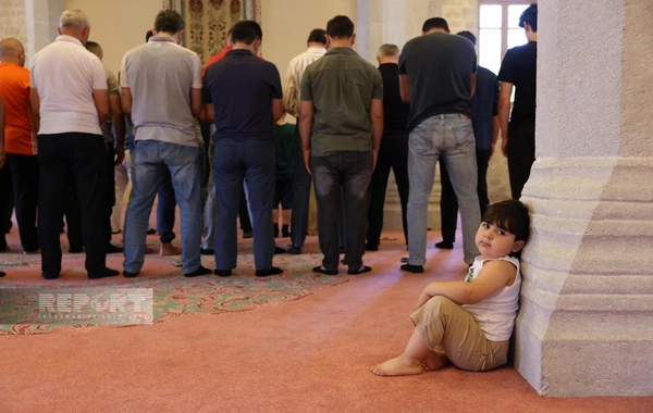 Şuşada bayram namazı qılınıb - FOTO