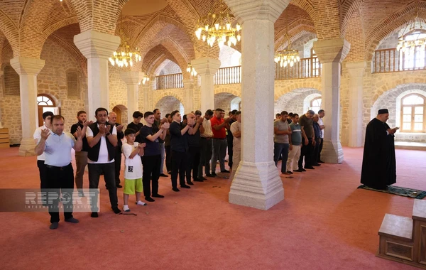 Şuşada bayram namazı qılınıb - FOTO